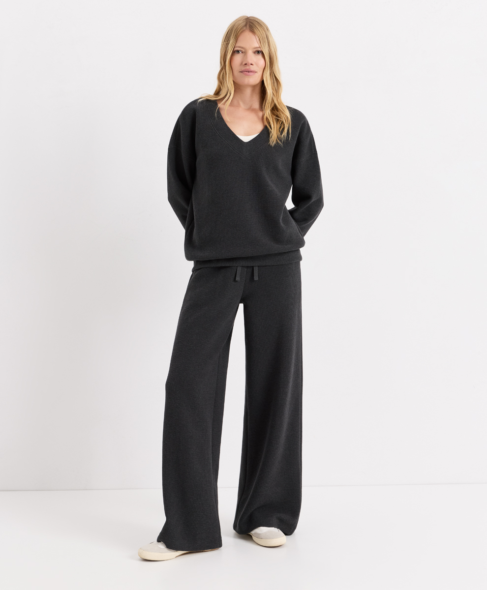 dark charcoal heather